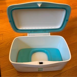 Oxo “Perfect Pull” Wipes Dispenser